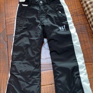 Adjustable Abercrombie snow pants.